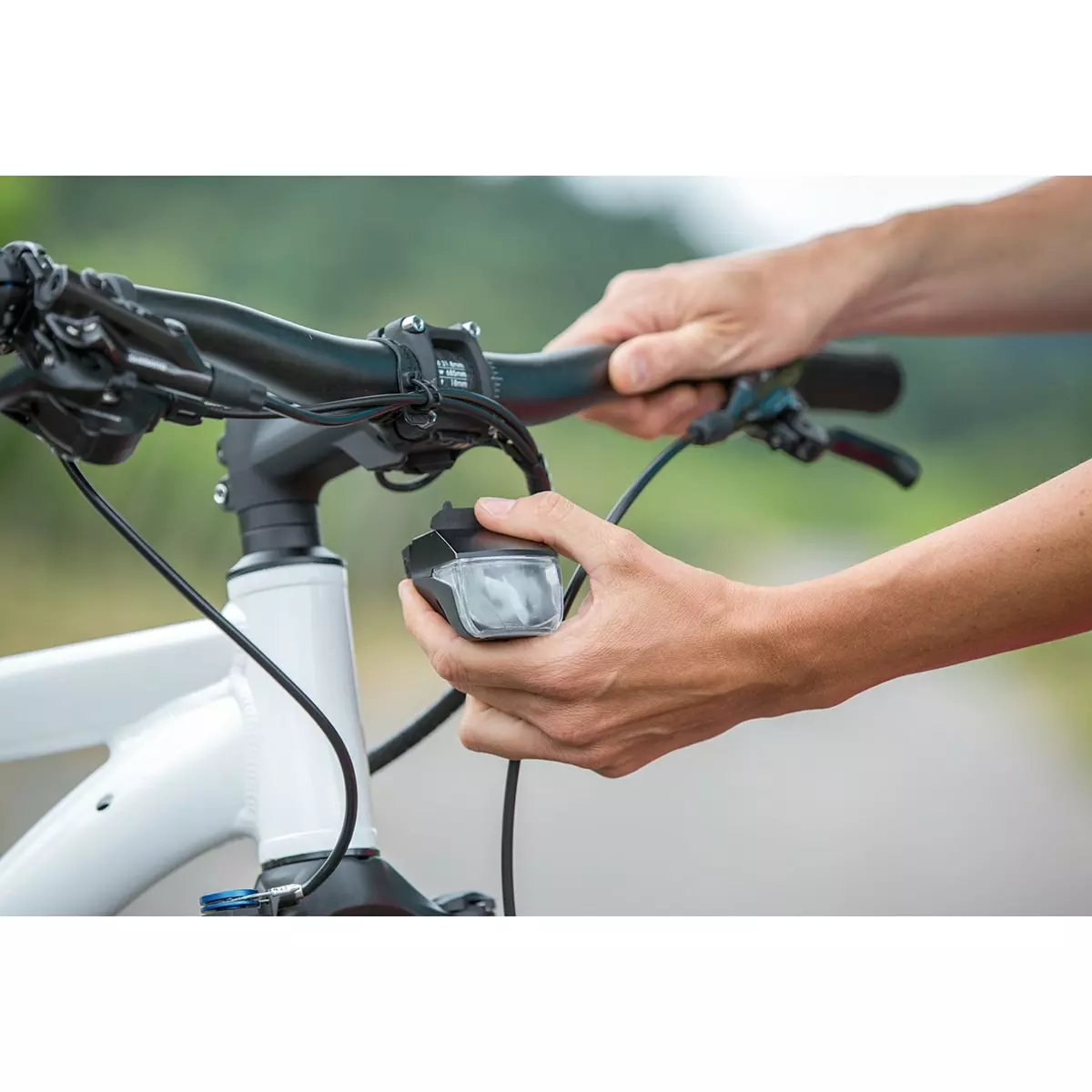 Monkeylink ML-Light Front RECHARGE 70 Lux Rechargeable Headlight 4 Monkeylink ML-Light Front RECHARGE 70 Lux Rechargeable Headlight - Billede 2